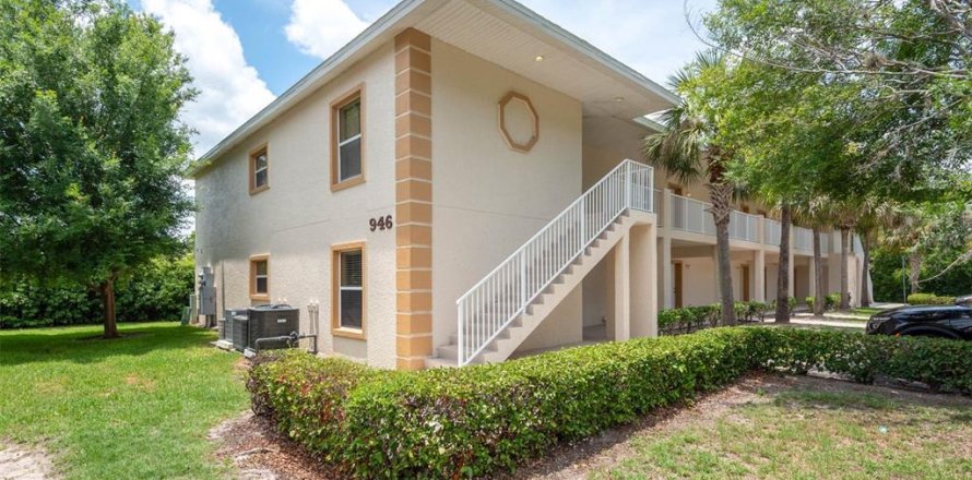Condo in Daytona Beach, Florida, 2 bedrooms  № 1804885