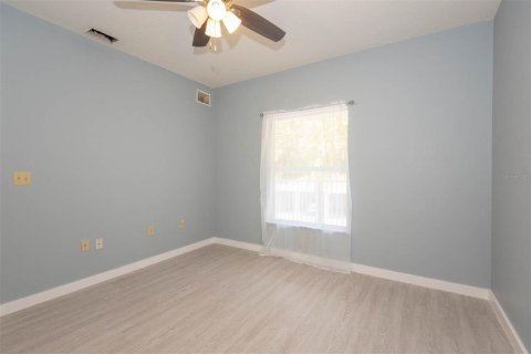 Condo in Daytona Beach, Florida, 2 bedrooms  № 1804885 - photo 18