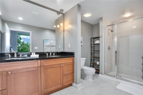 Condo in Orlando, Florida, 2 bedrooms  № 1893791 - photo 26