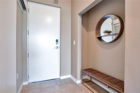 Condo in Orlando, Florida, 2 bedrooms  № 1893791 - photo 6