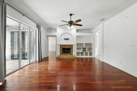 Casa en venta en Eustis, Florida, 5 dormitorios, 380.34 m2 № 1589973 - foto 11