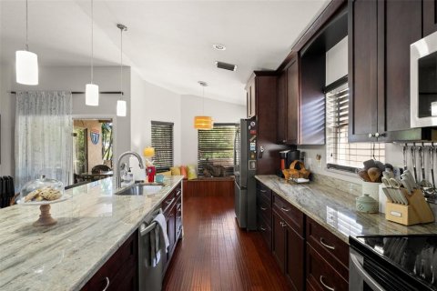 Купить виллу или дом в Олдсмар, Флорида 5 комнат, 210.7м2, № 1910775 - фото 15