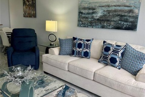 Condo in Clearwater, Florida  № 1906304 - photo 7