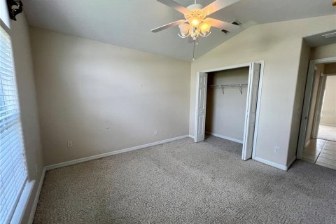 Casa en alquiler en Kissimmee, Florida, 3 dormitorios, 163.69 m2 № 1906883 - foto 22
