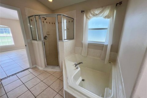 Casa en alquiler en Kissimmee, Florida, 3 dormitorios, 163.69 m2 № 1906883 - foto 17