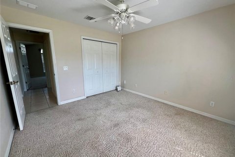 Casa en alquiler en Kissimmee, Florida, 3 dormitorios, 163.69 m2 № 1906883 - foto 25