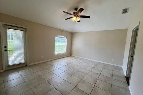 Casa en alquiler en Kissimmee, Florida, 3 dormitorios, 163.69 m2 № 1906883 - foto 14