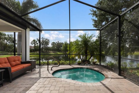 Villa ou maison à vendre à Lakewood Ranch, Floride: 3 chambres, 177.63 m2 № 1780326 - photo 12