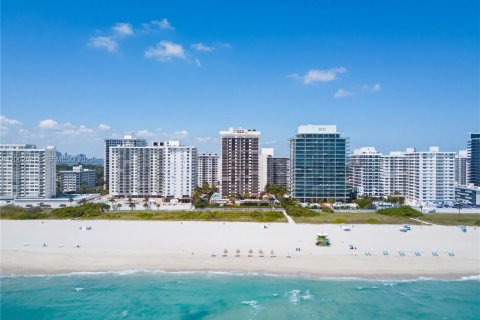 Copropriété à vendre à Miami Beach, Floride: 2 chambres, 140.28 m2 № 2267597 - photo 5