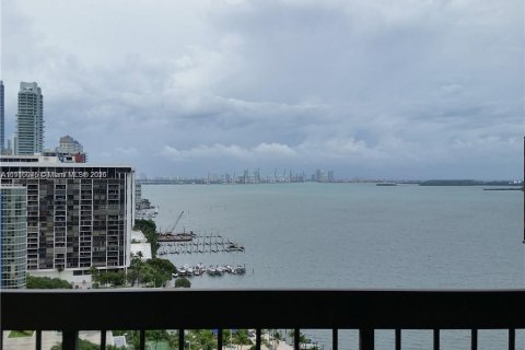 Condominio en alquiler en Miami, Florida, 2 dormitorios, 102.19 m2 № 1972898 - foto 5