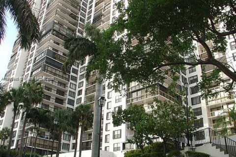 Condominio en Miami, Florida, 2 dormitorios  № 1972898