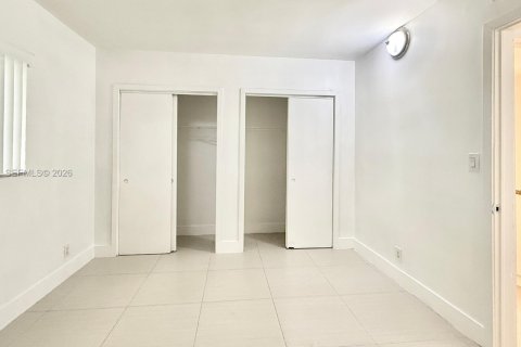 Снять в аренду кондоминиум в Дания-Бич, Флорида 1 спальня, 55.74м2, № 2050369 - фото 18