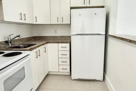Снять в аренду кондоминиум в Дания-Бич, Флорида 1 спальня, 55.74м2, № 2050369 - фото 9