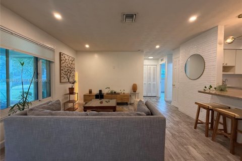 Купить виллу или дом в Дания-Бич, Флорида 3 спальни, 119.84м2, № 1997555 - фото 10