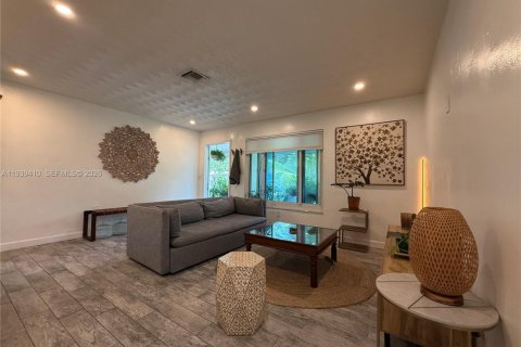 Купить виллу или дом в Дания-Бич, Флорида 3 спальни, 119.84м2, № 1997555 - фото 20