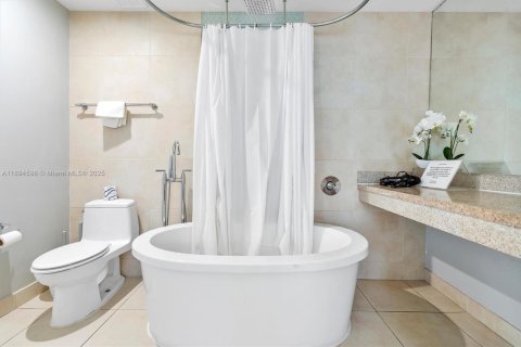 Condominio en venta en Miami Beach, Florida, 1 dormitorio, 27.68 m2 № 1947056 - foto 17