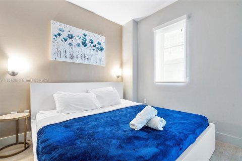 Condominio en venta en Miami Beach, Florida, 1 dormitorio, 27.68 m2 № 1947056 - foto 16