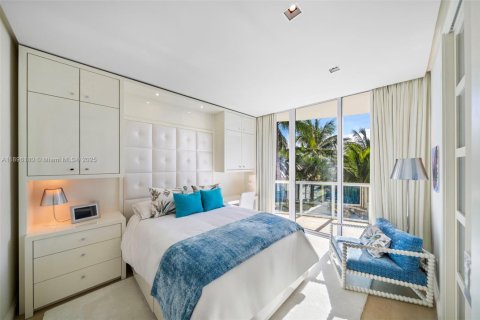 Condo in Miami Beach, Florida, 4 bedrooms № 2081501 - photo 15