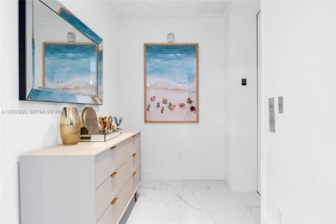 Copropriété à louer à Sunny Isles Beach, Floride: 3 chambres, 233.28 m2 № 2376897 - photo 3