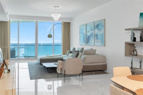 Copropriété à louer à Sunny Isles Beach, Floride: 3 chambres, 233.28 m2 № 2376897 - photo 12