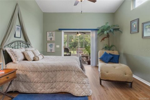 House in Inverness, Florida 2 bedrooms, 129.51 sq.m. № 2389141 - photo 19