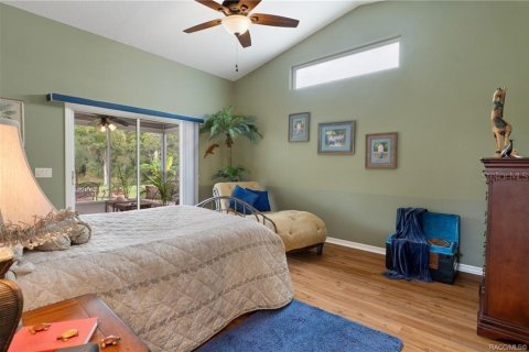 House in Inverness, Florida 2 bedrooms, 129.51 sq.m. № 2389141 - photo 18