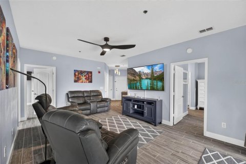 Copropriété à vendre à Orlando, Floride: 3 chambres, 130.53 m2 № 2388738 - photo 6