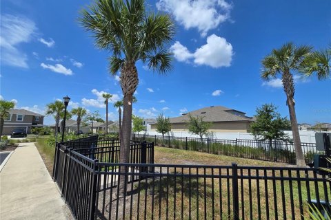 House in Ruskin, Florida 3 bedrooms, 134.8 sq.m. № 2209326 - photo 16