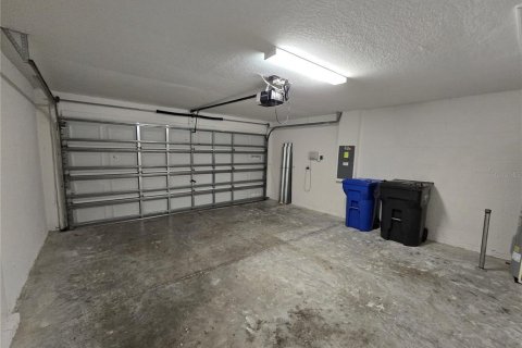 House in Ruskin, Florida 3 bedrooms, 134.8 sq.m. № 2209326 - photo 12
