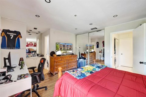 Townhouse in Deerfield Beach, Florida 2 bedrooms, 128.58 sq.m. № 1735759 - photo 21