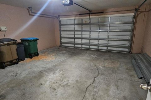 House in Cape Coral, Florida 3 bedrooms, 112.6 sq.m. № 2258976 - photo 22
