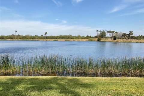 Copropriété à louer à Bradenton, Floride: 2 chambres, 107.4 m2 № 1586125 - photo 1