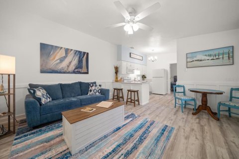 Immobilier commercial à vendre à Indian Rocks Beach, Floride: 4 chambres, 192.96 m2 № 2118651 - photo 28