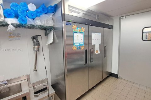 Купить коммерческую недвижимость в Лайтхаус-Пойнт, Флорида № 2055432 - фото 10