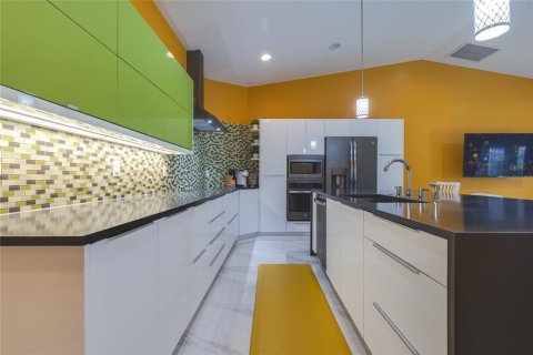 Casa en venta en Largo, Florida, 3 dormitorios, 167.32 m2 № 1657293 - foto 13