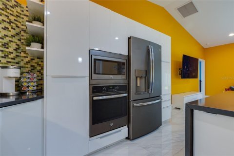 Casa en venta en Largo, Florida, 3 dormitorios, 167.32 m2 № 1657293 - foto 11