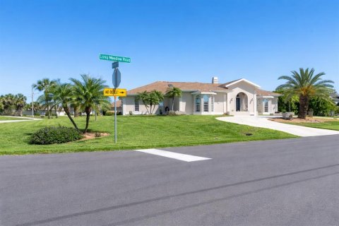 Casa en venta en Rotonda, Florida, 3 dormitorios, 210.8 m2 № 2151756 - foto 5