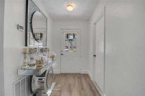 Casa en venta en Orlando, Florida, 3 dormitorios, 132.57 m2 № 1908117 - foto 6