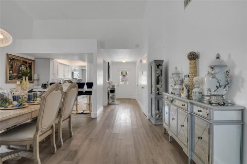 Casa en venta en Orlando, Florida, 3 dormitorios, 132.57 m2 № 1908117 - foto 10