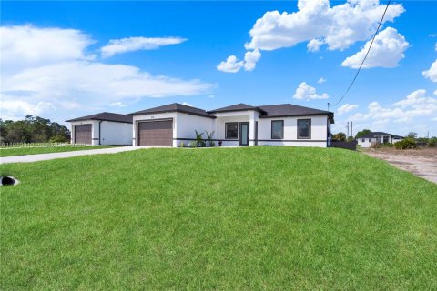 Купить виллу или дом в Лихай-Эйкерс, Флорида 4 спальни, 152.55м2, № 1969254 - фото 22