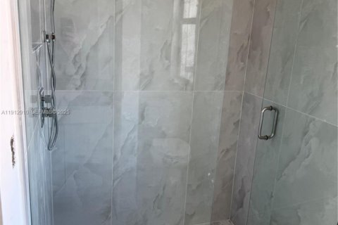 Купить виллу или дом в Лихай-Эйкерс, Флорида 4 спальни, 152.55м2, № 1969254 - фото 8