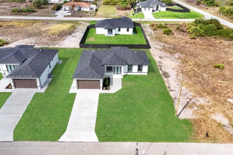 Купить виллу или дом в Лихай-Эйкерс, Флорида 4 спальни, 152.55м2, № 1969254 - фото 30