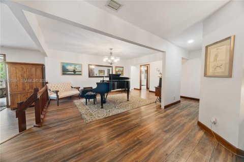 Villa ou maison à vendre à Jupiter, Floride: 4 chambres, 300.07 m2 № 2267997 - photo 16
