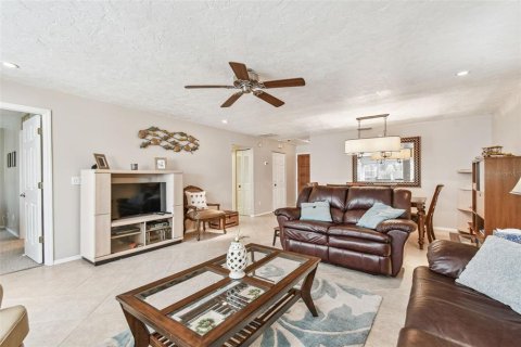 Condo in Bradenton, Florida, 2 bedrooms  № 1571799 - photo 22