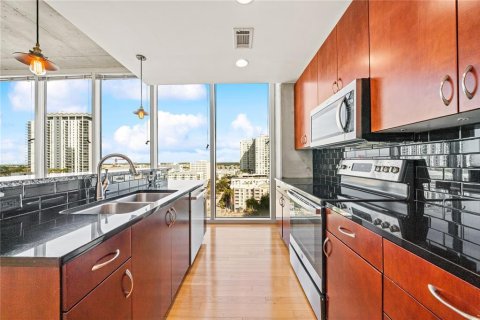Copropriété à vendre à Tampa, Floride: 2 chambres, 107.49 m2 № 2401068 - photo 8