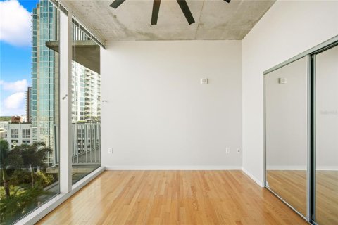 Copropriété à vendre à Tampa, Floride: 2 chambres, 107.49 m2 № 2401068 - photo 14