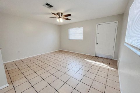 Apartment in Holiday, Florida 2 bedrooms, 145.67 sq.m. № 2217769 - photo 9