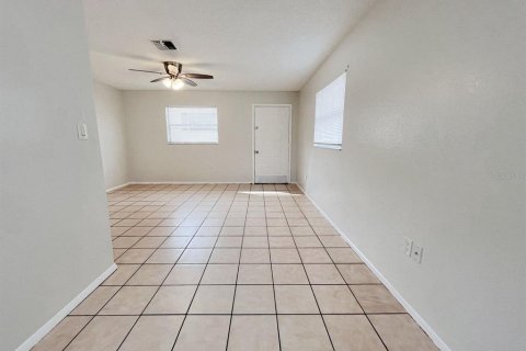 Apartment in Holiday, Florida 2 bedrooms, 145.67 sq.m. № 2217769 - photo 8