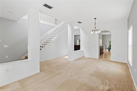 Villa ou maison à louer à Kissimmee, Floride: 5 chambres, 238.29 m2 № 2385843 - photo 8