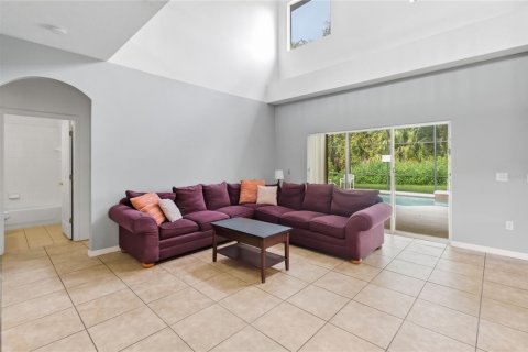 Villa ou maison à louer à Kissimmee, Floride: 5 chambres, 238.29 m2 № 2385843 - photo 9